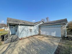 Foreclosure in  LYNNWOOD CT Belleville, IL 62226