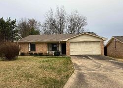  Marguerite Dr, Longview TX