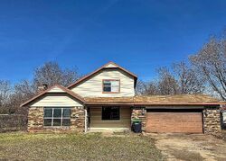  W Keetoowah St, Tahlequah OK