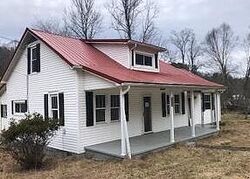  Flatwoods Rd, Coeburn VA