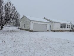  Country Club Dr, Tama IA