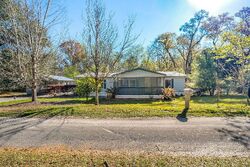  Talquin Hideaway Rd, Quincy FL