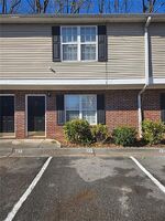  Point Place Dr, Cartersville GA