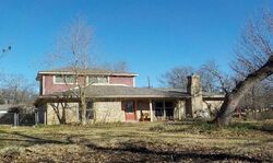  Dean Ln, Chandler TX