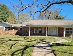  Grove St, Nashville AR