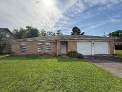  Elaine Dr, Beaumont TX