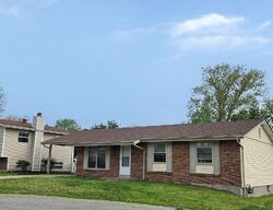  Country Hill Rd, Saint Peters MO
