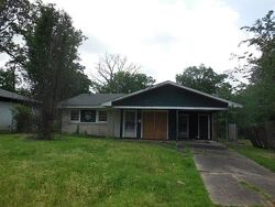 Foreclosure in  HUNTINGTON LN Shreveport, LA 71106