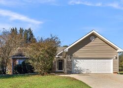  Dogwood Trail Dr, Stockbridge GA