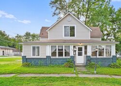  S Main St, Morocco IN