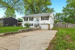 Foreclosure in  E SUSQUEHANNA RDG Independence, MO 64056