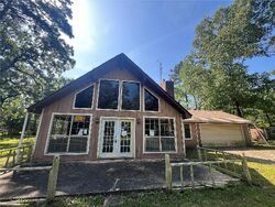  Hidden Cove Dr, Pointblank TX