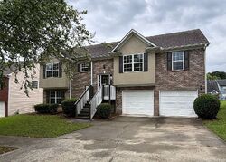  Savannah Ridge Ct, Loganville GA