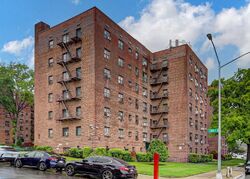  Foothill Ave, Hollis NY