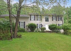  Highland Ave, Shavertown PA
