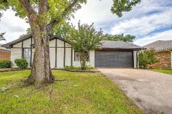 Foreclosure in  Singleleaf Ln Fort Worth, TX 76133