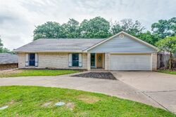  Ne Rosamond St, Burleson TX