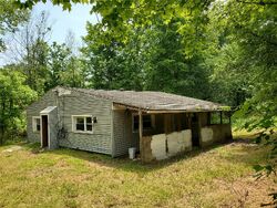 Foreclosure Listing in W Pine Road STAATSBURG, NY 12580