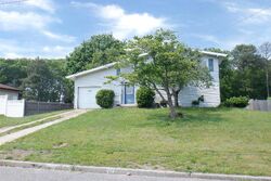 Foreclosure in  Gettysburg Drive Holbrook, NY 11741