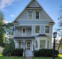  N Maple St, Momence IL