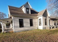  Holbrook St, Mount Vernon TX