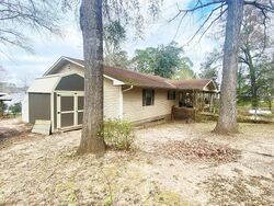  Beechwood Ave, Many LA