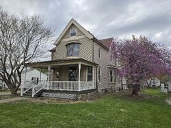Foreclosure Listing in Cherry St CARTHAGE, IL 62321