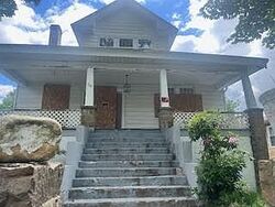  1st St, Beckley WV