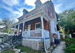  Nutt Rd, Phoenixville PA