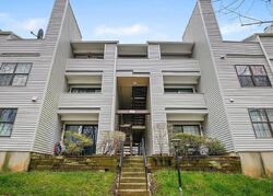  Carriage House Ter, Silver Spring MD