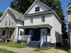  E 28th St, Erie PA