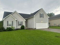 Challis Dr, Clarksville TN