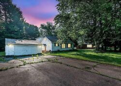Foreclosure in  Clinton Way Jackson, MI 49201