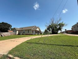  N Market St, Cordell OK