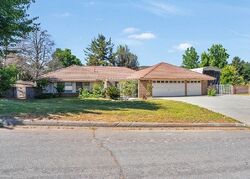  Oak Mesa Dr, Yucaipa CA