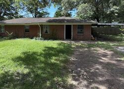  Horseshoe Loop, Huntington TX