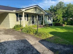 Foreclosure Listing in TRAVIS DR THELMA, KY 41260