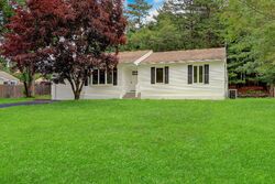  Wading River Hollow, Ridge NY