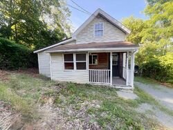  Bellamy St, Whitehall NY