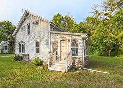 Foreclosure Listing in E River Dr LAKE LUZERNE, NY 12846