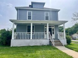  S 7th St, Ironton OH