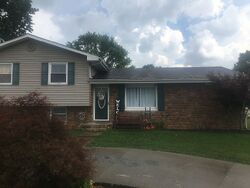  Stivers Rd, Aberdeen OH