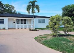  Juniper St, Hollywood FL
