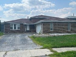 Foreclosure in  Redwood Ave Chicago Heights, IL 60411