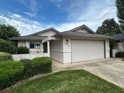  Shotwick Trl, Redding CA