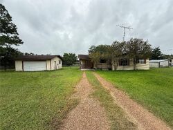  Deer Loop, La Grange TX