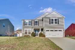  Buckthorn Dr, Columbus IN