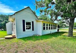 Foreclosure Listing in 2nd St CUERO, TX 77954