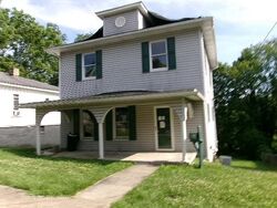  Clyde St, Beckley WV