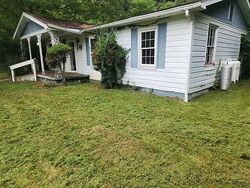  Davis And Smith Rd, Manchester KY